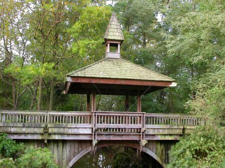 Free Stock Photo of Chineese wooden bridge