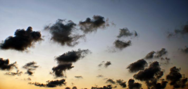 Free Stock Photo of Dark evening sky