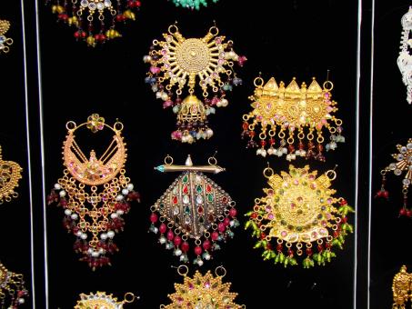 Free Stock Photo of Earrings