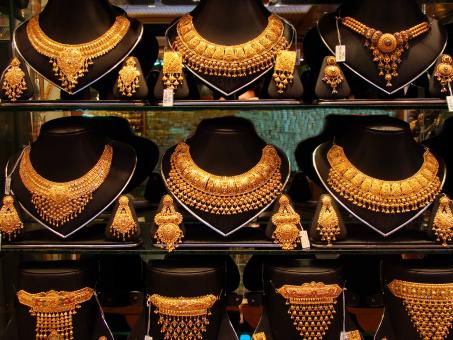 Free Stock Photo of Golden Necklaces