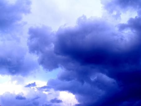 Free Stock Photo of Cloudy blue sky