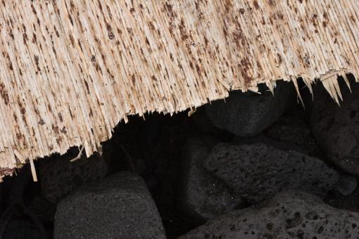 Free Stock Photo of Broken wood plate