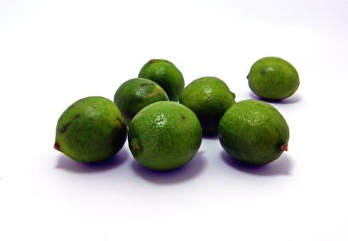 Free Stock Photo of Green lemons