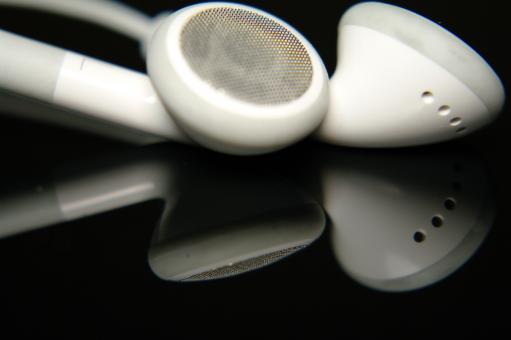 Free Stock Photo of iPod earphones