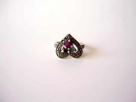 Free Stock Photo of Heart Ring