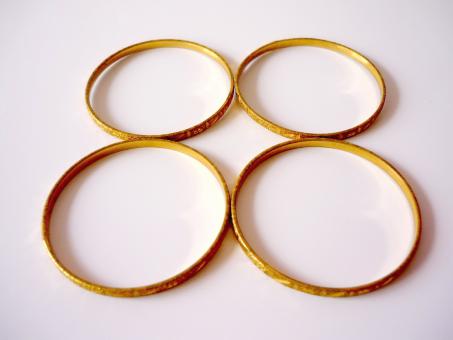 Free Stock Photo of Gold Bangles