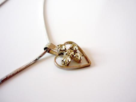 Free Stock Photo of Heart shaped necklace