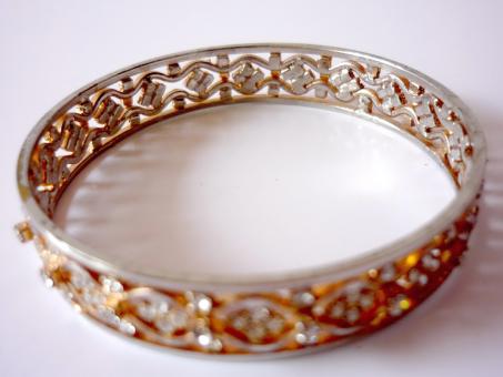 Free Stock Photo of Gold Bangles