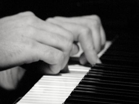 Free Stock Photo of Closeup of the Piano man