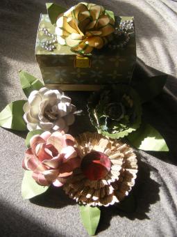 Free Stock Photo of Paper flowers