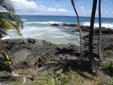 Free Stock Photo of Sea and the Rocks