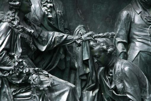 Free Stock Photo of bronze monument close-up