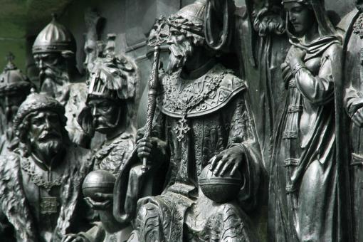 Free Stock Photo of bronze monument close-up
