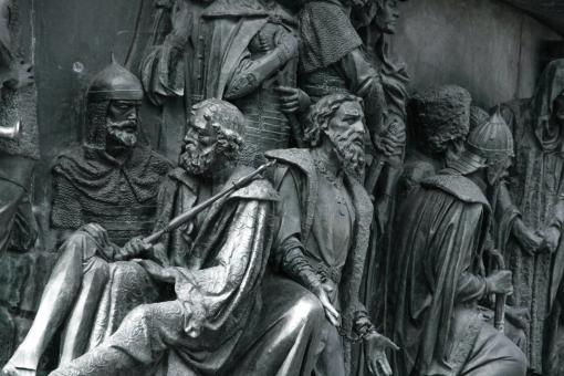 Free Stock Photo of bronze monument close-up