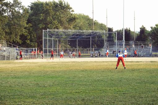 Free Stock Photo of Playing baseball