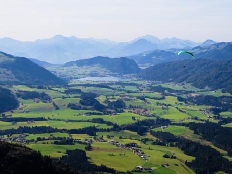 Free Stock Photo of Paragliding Exercise
