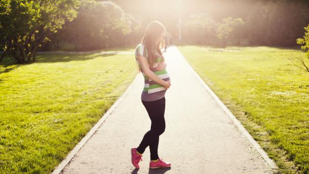 Free Stock Photo of Pregnant Woman on the Route