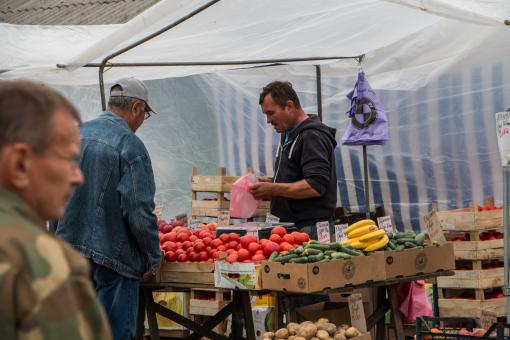 Free Stock Photo of Vegetable and fruit stand