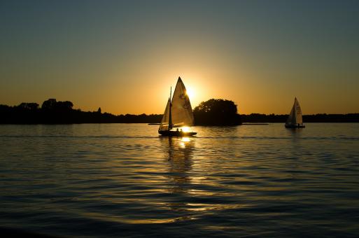 Free Stock Photo of Sailing Boats