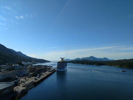Free Stock Photo of Cruise Ship Docking