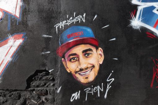Free Stock Photo of Famous football player graffiti