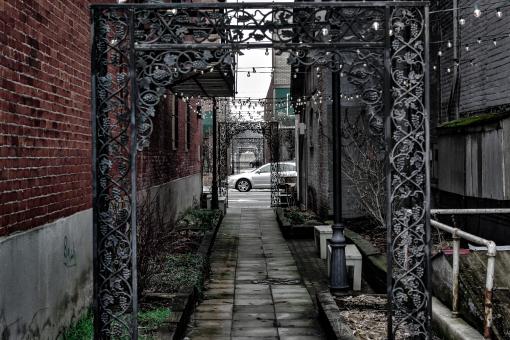 Free Stock Photo of HDR Alleyway