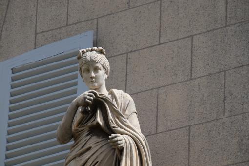 Free Stock Photo of The stone lady in her castle