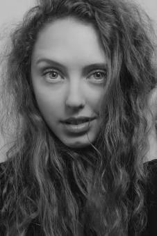 Free Stock Photo of Casual Girl Portrait - Black and White