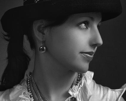 Free Stock Photo of Pretty Model Profile - Black and White