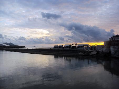 Free Stock Photo of Sea and river - stunning sunset