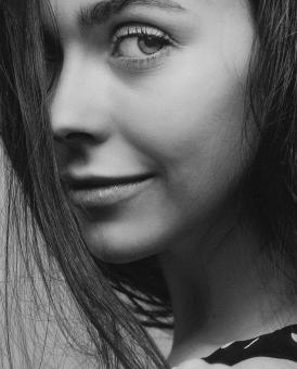 Free Stock Photo of Pretty Girl Profile - Black and White