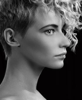 Free Stock Photo of Stylish Girl Profile - Black and White