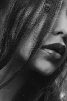Free Stock Photo of Model Portrait - Female in Black and White