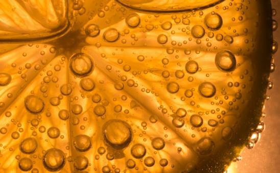 Free Stock Photo of Lime in water with bubbles