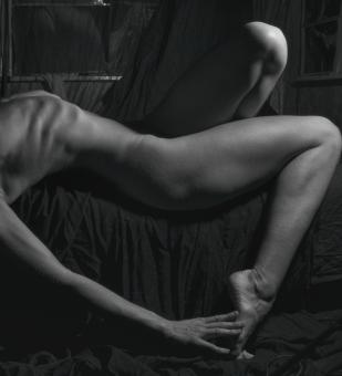 Free Stock Photo of Woman Body - Monochrome