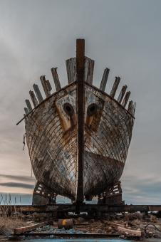 Free Stock Photo of Hofrungur - Old Boat Wreck