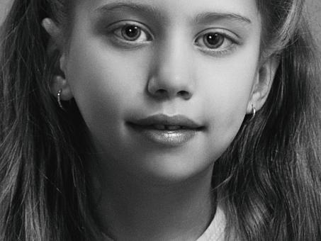 Free Stock Photo of Young Girl Portrait - Monochrome