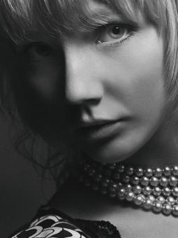 Free Stock Photo of Blond Girl with Pearl Necklace - Black and White Portrait