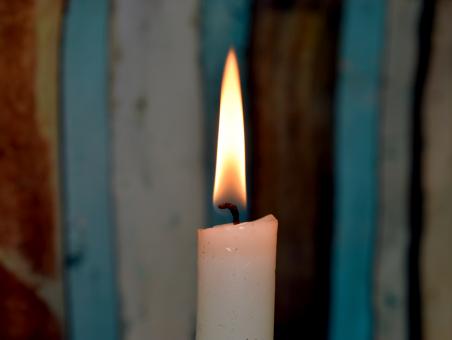 Free Stock Photo of The flame of a candle