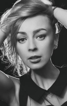 Free Stock Photo of Beautiful Fashion Model - Black and White