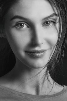 Free Stock Photo of Beautiful Woman Portrait in Black and White