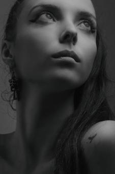 Free Stock Photo of Female Model Looking Up - Black and White