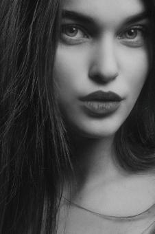 Free Stock Photo of Beautiful Brunette Woman - Black and White
