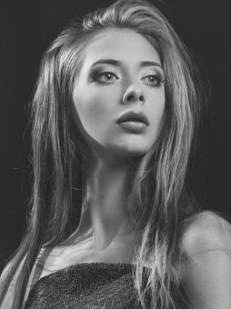 Free Stock Photo of Beautiful Girl with Long Blond Hair - Monochrome