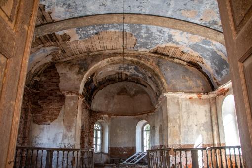 Free Stock Photo of Abandoned Church Interior