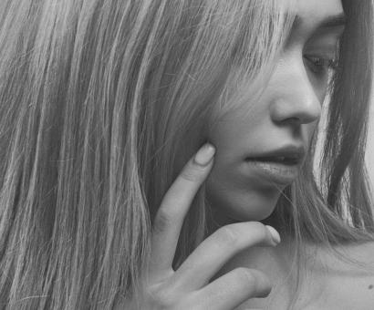 Free Stock Photo of Blond Girl Profile - Monochrome