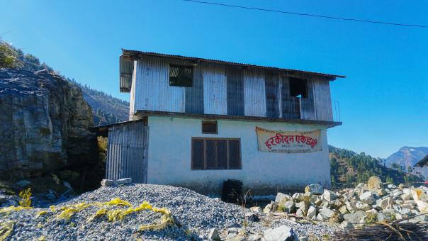Free Stock Photo of A small Academy - Uttarakhand