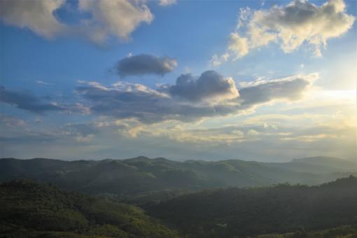 Free Stock Photo of Sunny Day in the Tropical Mountains