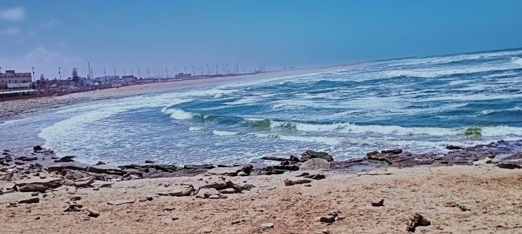 Free Stock Photo of Incoming Waves on a Beach