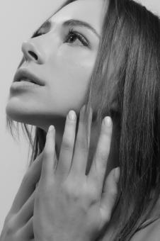 Free Stock Photo of Girl Portrait - Looking Up - Monochrome